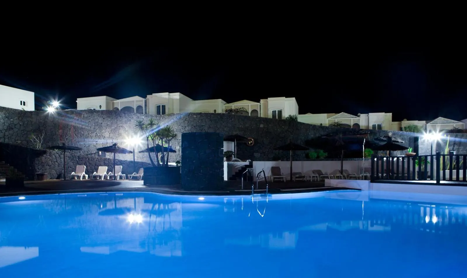 Apartamentos Livvo Coloradamar Playa Blanca  Aparthotel Playa Blanca (Lanzarote)