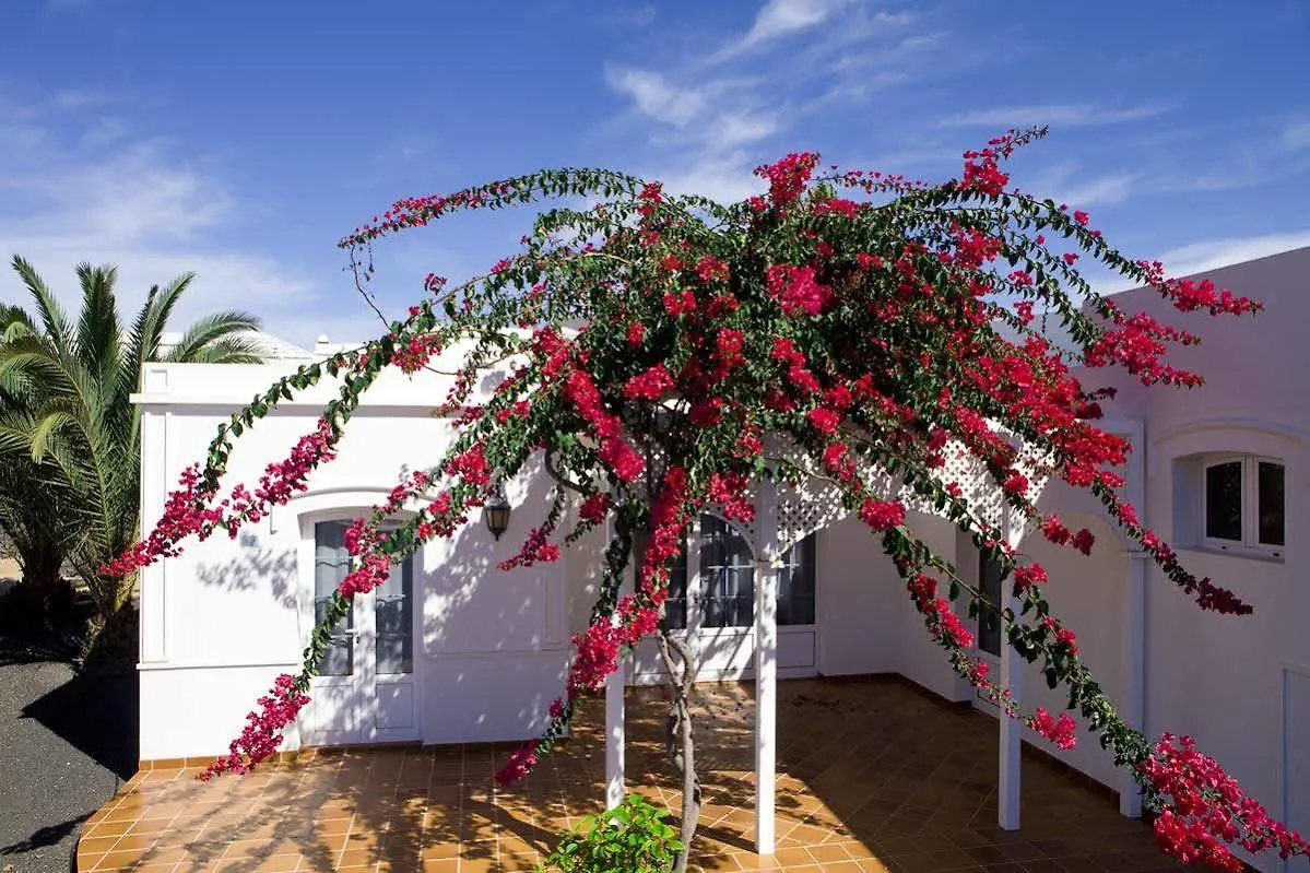 Apartamentos Livvo Coloradamar Playa Blanca